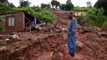 فيضانات وانهيارات طينية مميتة في جنوب أفريقيا