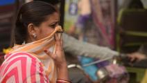 امرأة هندية وتلوث هواء في الهند - مجتمع
