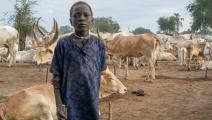 فتى من قبيلة في جنوب السودان - مجتمع