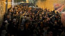 الفلسطينيون يحيون الذكرى الثامنة والعشرين للمجزرة، 2022 (العربي الجديد)